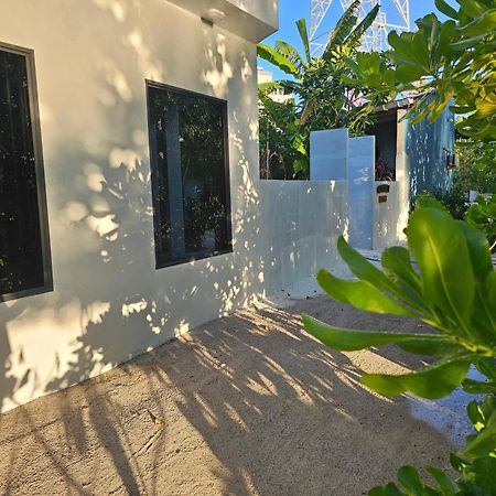 Sunset Beach View Dhangethi Exterior photo