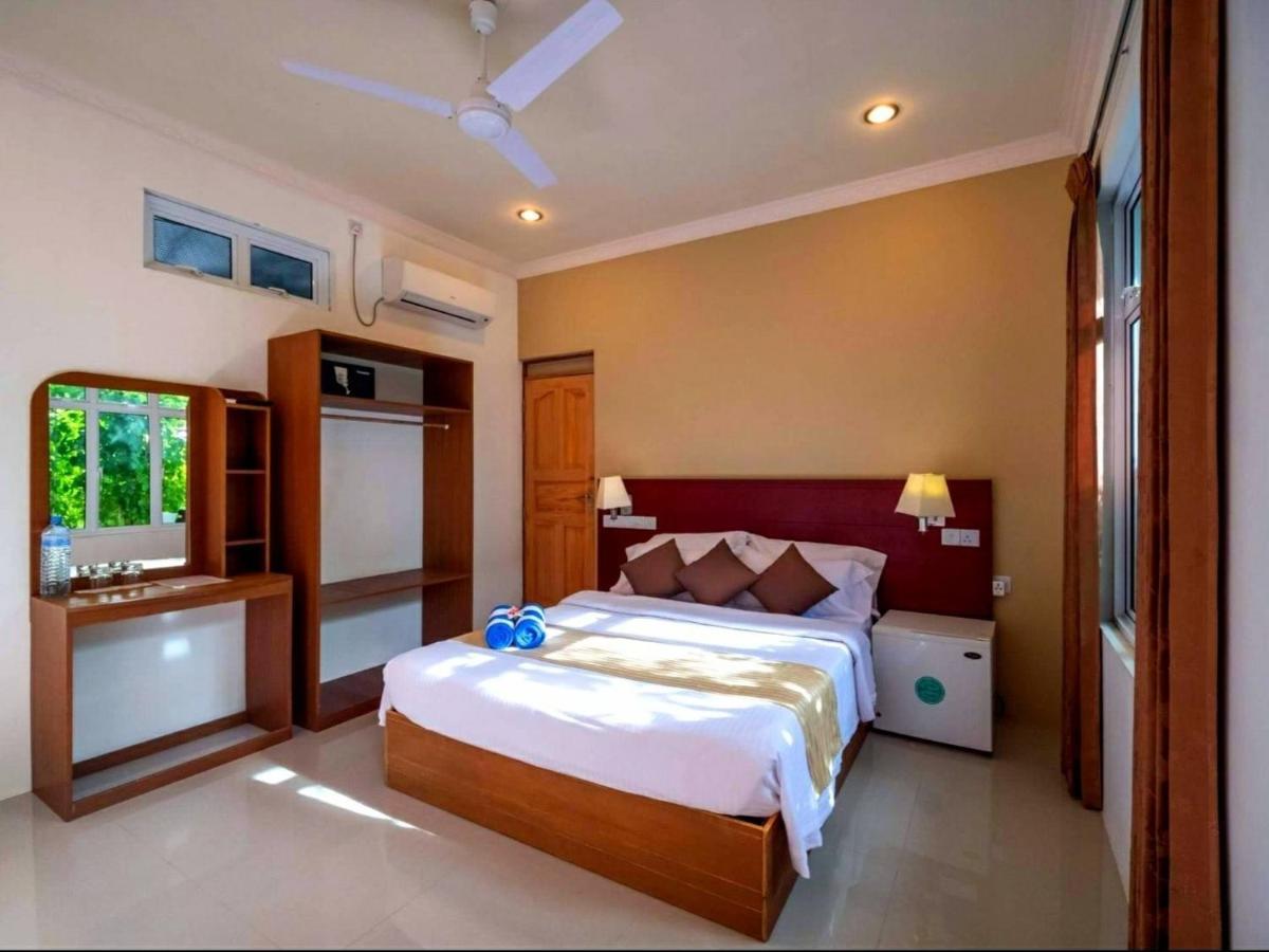 Sunset Beach View Dhangethi Exterior photo