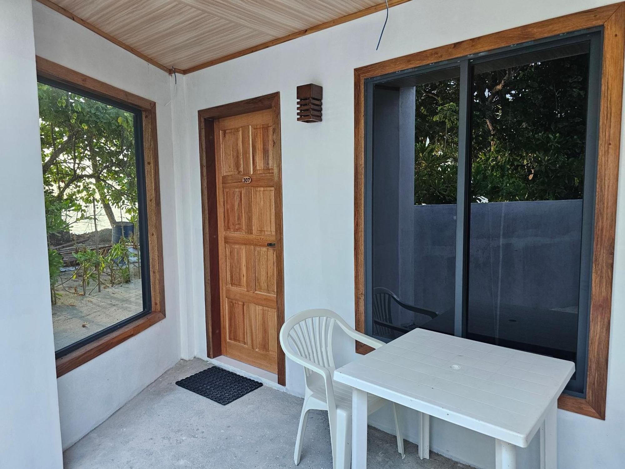 Sunset Beach View Dhangethi Exterior photo